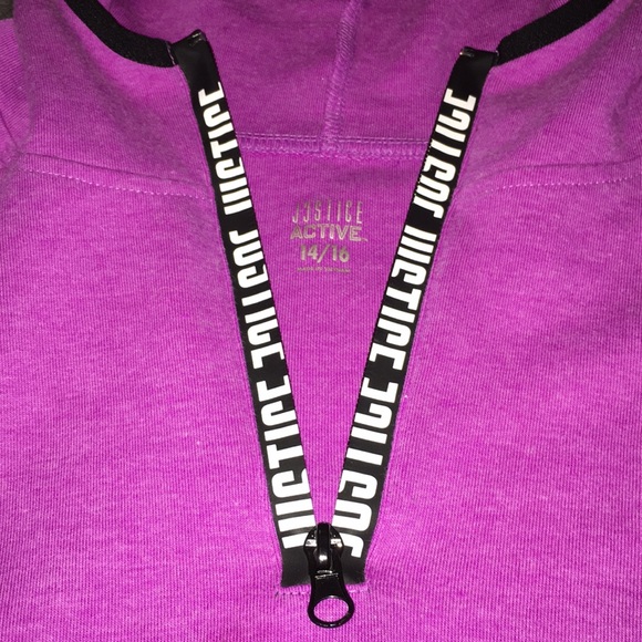 Sweatshirt? Jacket?😅 - Picture 5 of 5